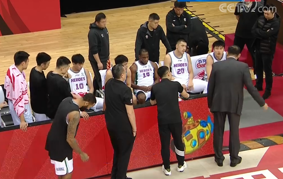 九游体育-今晨法兰克福再遭质疑：意大利杯节点到来，管理层满意，轮换策略成焦点-九游体育