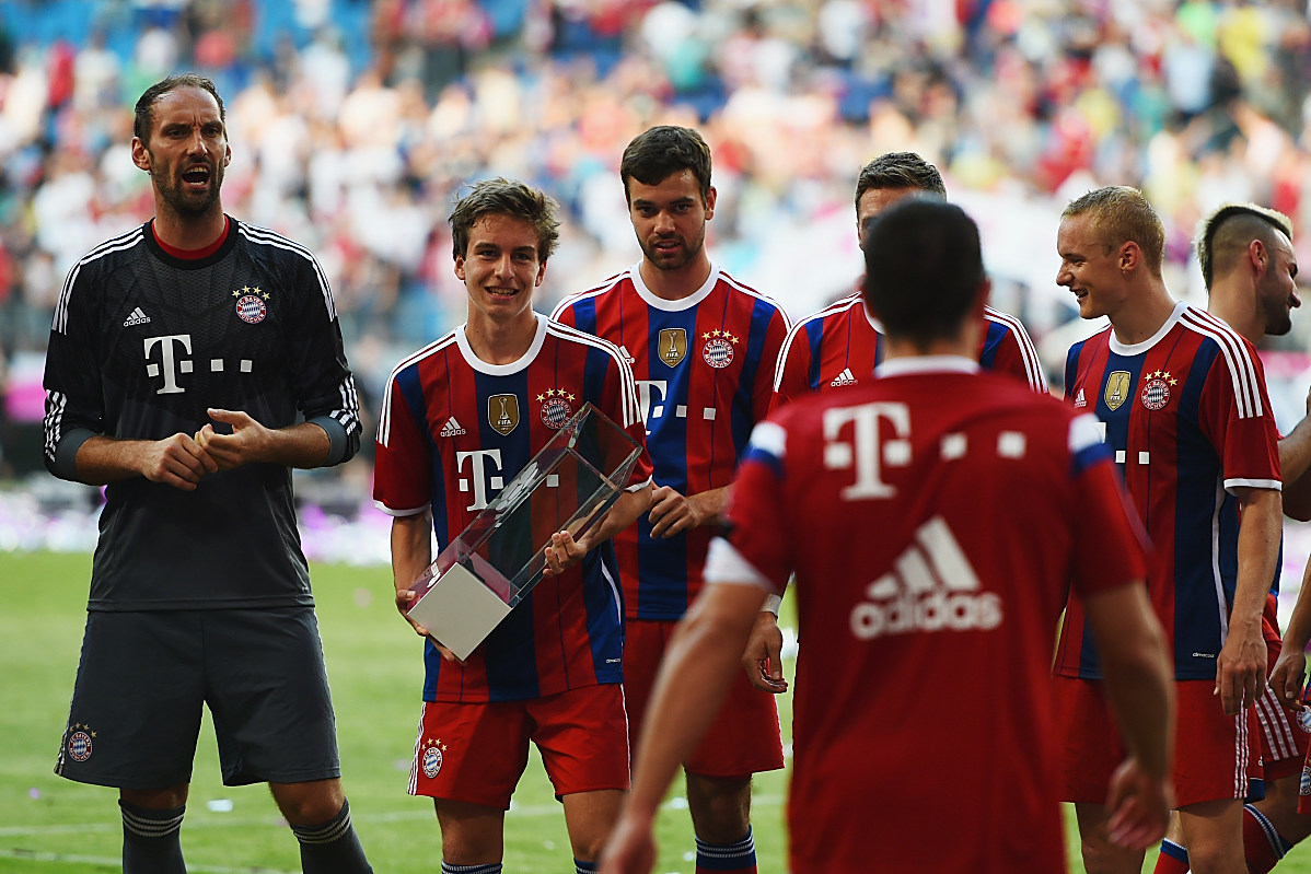 九游体育app-英超赛前走向成谜，勒沃库森扳平良机，球迷炸锅，年轻球员得到机会的简单介绍-九游体育app