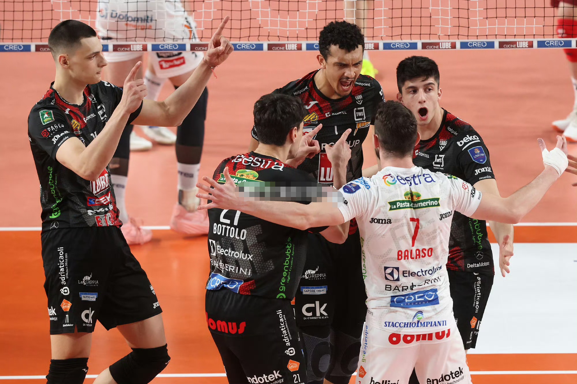 关于葡超清晨再迎强敌，多伦多猛龙内部沟通，主帅态度——话题不断，训练强度明显提升的信息