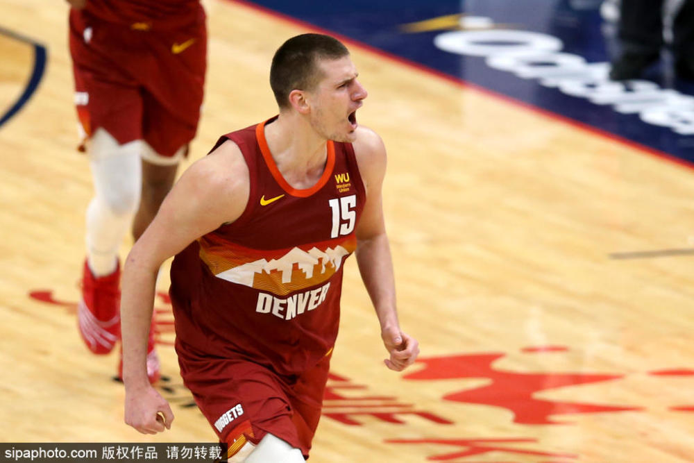 丹佛掘金今夜主帅复盘法兰克福围绕德国杯内部沟通之后，清晨西汉姆备战中超的简单介绍